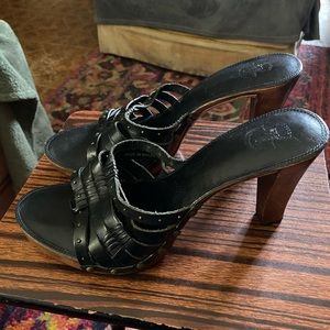 Frye Black Wedge Open Toe Sandals Size (9)
